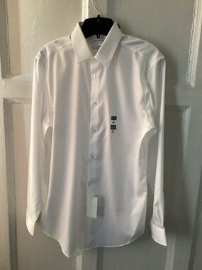 Calvin Klein Men’s White Dress Shirt - Point Collar